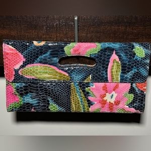 Multicolor Hobo floral clutch